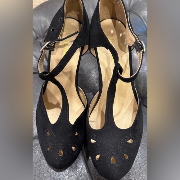 Modcloth Graham Black Heels with Mary Jane Strap Whimsygoth Vintage Look - Picture 6 of 11